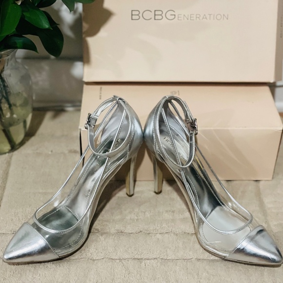 BCBGeneration BG-Cynthia Ankle Strap Pumps - Picture 4 of 7